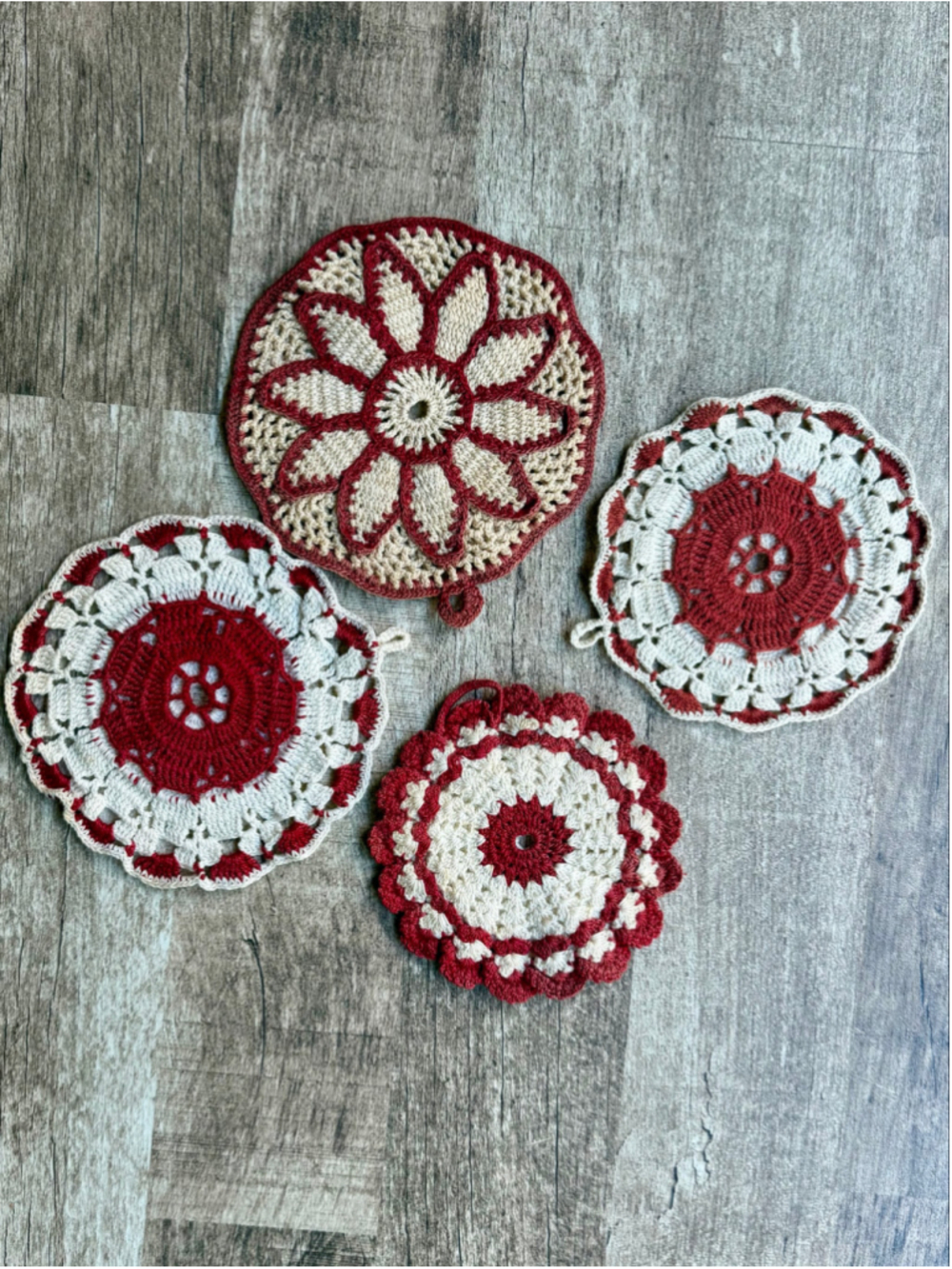 Vintage Hand Crocheted Potholders Set of 4 Round Red Cream Trivets Hot Pads